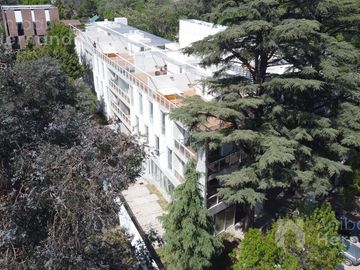 Venta de Departamento 2 AMBIENTES, 2 BAÑOS, Moreno, con patio, mini piscina y cochera