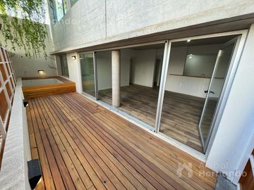 Venta de Departamento 2 AMBIENTES, 2 BAÑOS, Moreno, con patio, mini piscina y cochera