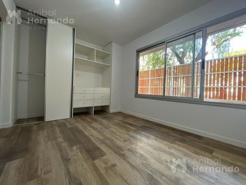 Venta de Departamento 2 AMBIENTES, 2 BAÑOS, Moreno, con patio, mini piscina y cochera