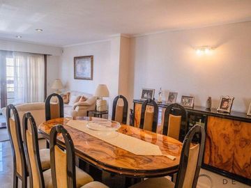 Increíble piso de 5 ambientes + cochera doble A 50 METROS DEL MAR!
