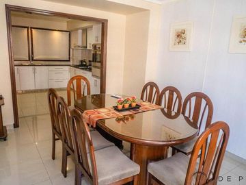 Increíble piso de 5 ambientes + cochera doble A 50 METROS DEL MAR!