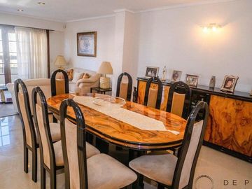 Increíble piso de 5 ambientes + cochera doble A 50 METROS DEL MAR!