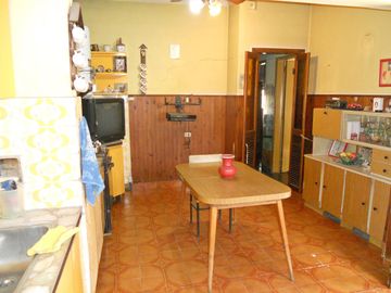 VENTA CHALET 3 AMBIENTES EN CARAPACHAY