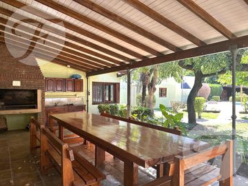 Venta de Casa, Restaurante  y Panaderia en Vuelta de Obligado | San Pedro (Ba)