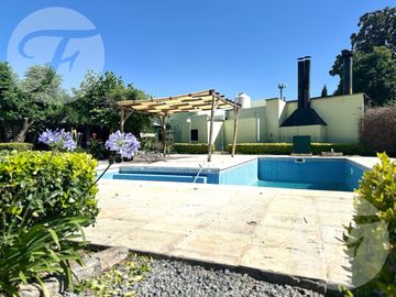 Venta de Casa, Restaurante  y Panaderia en Vuelta de Obligado | San Pedro (Ba)