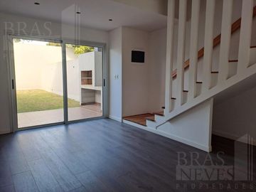 A ESTRENAR !! 4 amb. // SUITE// COCHERA //JARDIN *  A 6 CUADRAS DE MAIPU