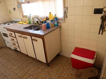 Departamento en venta - 2 Dormitorios 1 Baño - 70mts2 - Caballito