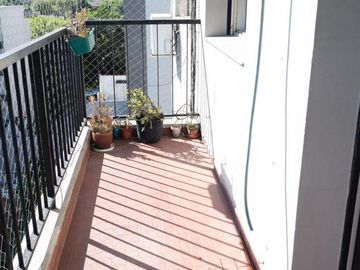 Departamento en venta - 2 Dormitorios 1 Baño - 70mts2 - Caballito