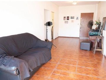Departamento en venta - 2 Dormitorios 1 Baño - 70mts2 - Caballito