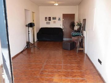 Departamento en venta - 2 Dormitorios 1 Baño - 70mts2 - Caballito
