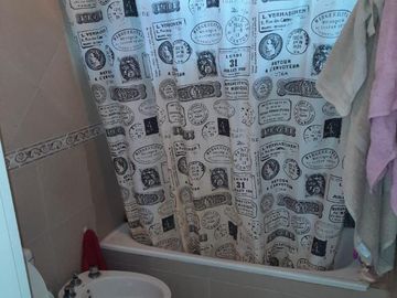 Duplex en venta - 2 dormitorios 2 baños - 1 cochera - 125 mts2 - City Bell