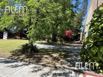 Casa en  LOMAS DE ZAMORA OESTE