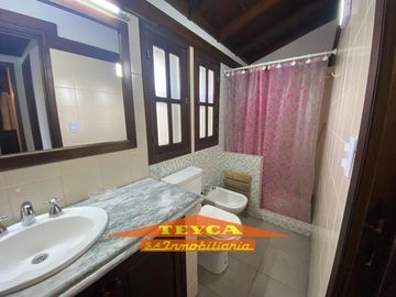 Casa en 4 AMBIENTES C/ DEP, ZONA CENTRO, PINAMAR
