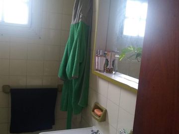 Departamento en  muy buen estado, vista a Avenida Mitre