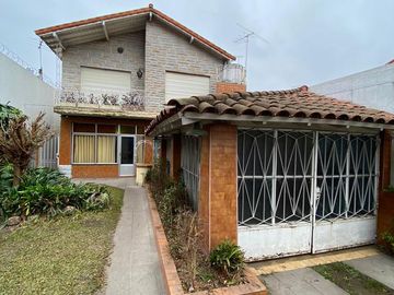 Casa - Burzaco