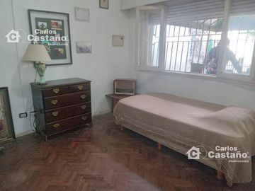 Casa 4 Amb.   Dep. de Servicio, Todo en Planta Baja