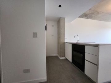 Venta departamento monoambiente con balcon en Vicente Lopez