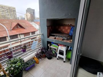 Departamento de tres ambientes a la venta en Wilde