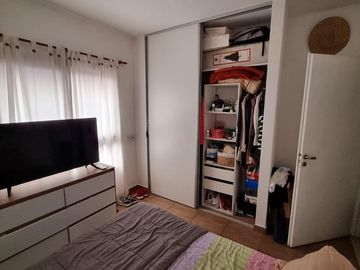 Departamento de tres ambientes a la venta en Wilde