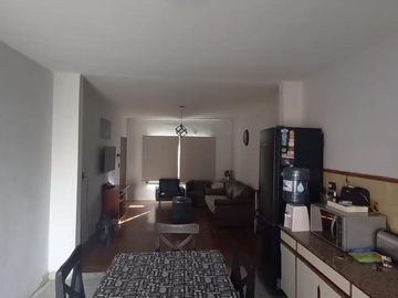 Casa - Luis Guillon