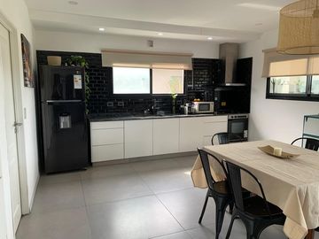 Venta de casa 4 dormitorios con pileta en San Eduardo - Pilar