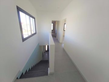 Venta de casa 4 dormitorios con pileta en San Eduardo - Pilar