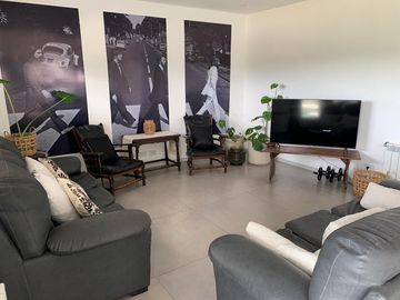 Venta de casa 4 dormitorios con pileta en San Eduardo - Pilar
