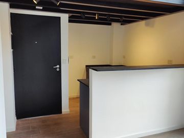 AVA - Venta Excelente Semipiso en Edificio Paunero - Muñiz - San Miguel -