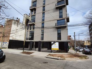 AVA - Venta Excelente Semipiso en Edificio Paunero - Muñiz - San Miguel -