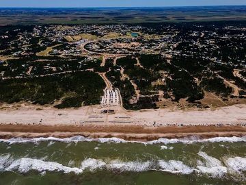 Casa en venta - 5 Dormitorios 5 Baños - 1.000Mts2 - Pinamar
