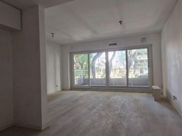 Venta Departamento Ambiente - Palermo. Divisible, a pulmón. Balcón terraza
