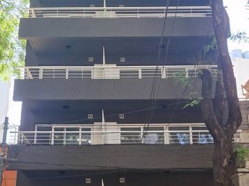 Venta Departamento Ambiente - Palermo. Divisible, a pulmón. Balcón terraza