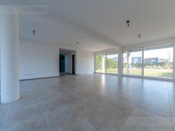 Casa con 3 dormitorios  en venta en  Los Lagos