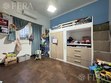 Venta Casa 3 ambientes con amplio jardín en Florencio Varela