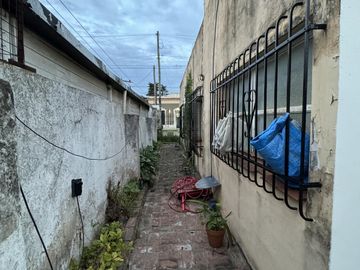 Venta Casa 3 ambientes con amplio jardín en Florencio Varela