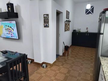 Casa en venta - 1 Dormitorio 1 Baño - 63Mts2 - Tres de Febrero