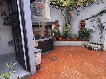 Casa en venta - 1 Dormitorio 1 Baño - 63Mts2 - Tres de Febrero