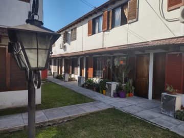Dúplex de 2 ambientes venta Villa Luzuriaga