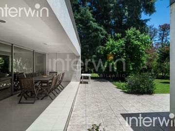 Casa - 4 ambientes con jardin - 2 Cocheras - Saint Thomas Sur - Canning- Esteban Echeverria - Venta