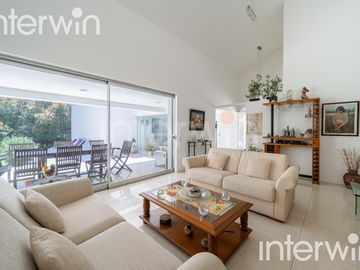 Casa - 4 ambientes con jardin - 2 Cocheras - Saint Thomas Sur - Canning- Esteban Echeverria - Venta