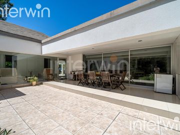 Casa - 4 ambientes con jardin - 2 Cocheras - Saint Thomas Sur - Canning- Esteban Echeverria - Venta
