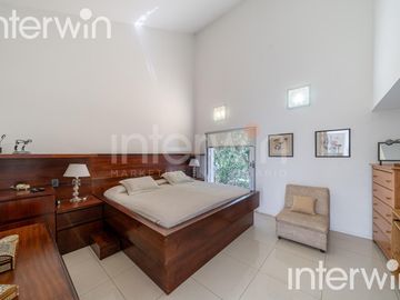 Casa - 4 ambientes con jardin - 2 Cocheras - Saint Thomas Sur - Canning- Esteban Echeverria - Venta