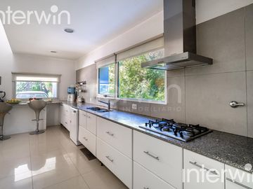 Casa - 4 ambientes con jardin - 2 Cocheras - Saint Thomas Sur - Canning- Esteban Echeverria - Venta