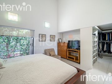 Casa - 4 ambientes con jardin - 2 Cocheras - Saint Thomas Sur - Canning- Esteban Echeverria - Venta