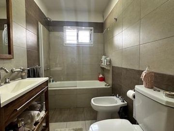 CASA VENTA TORTUGUITAS