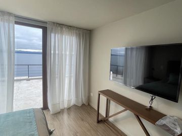 Venta Departamento Premium centro - Bariloche - Vista y acceso al Lago
