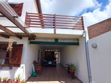 ¡Hermosa casa en zona tranquila de Mar de Ajo!