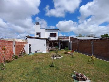 ¡Hermosa casa en zona tranquila de Mar de Ajo!