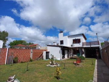 ¡Hermosa casa en zona tranquila de Mar de Ajo!