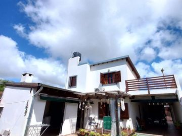 ¡Hermosa casa en zona tranquila de Mar de Ajo!